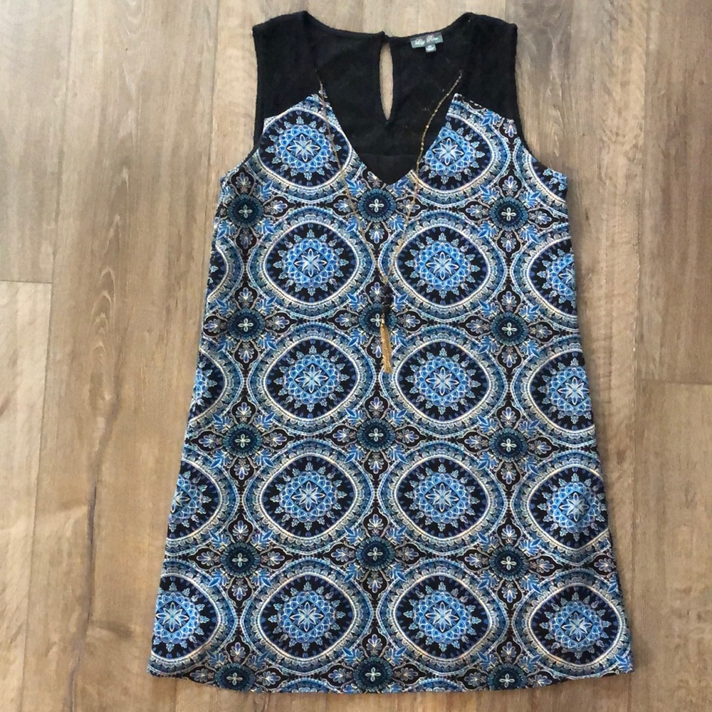 LILY ROSE Sleeveless Dress w/Attached Decorative Chain